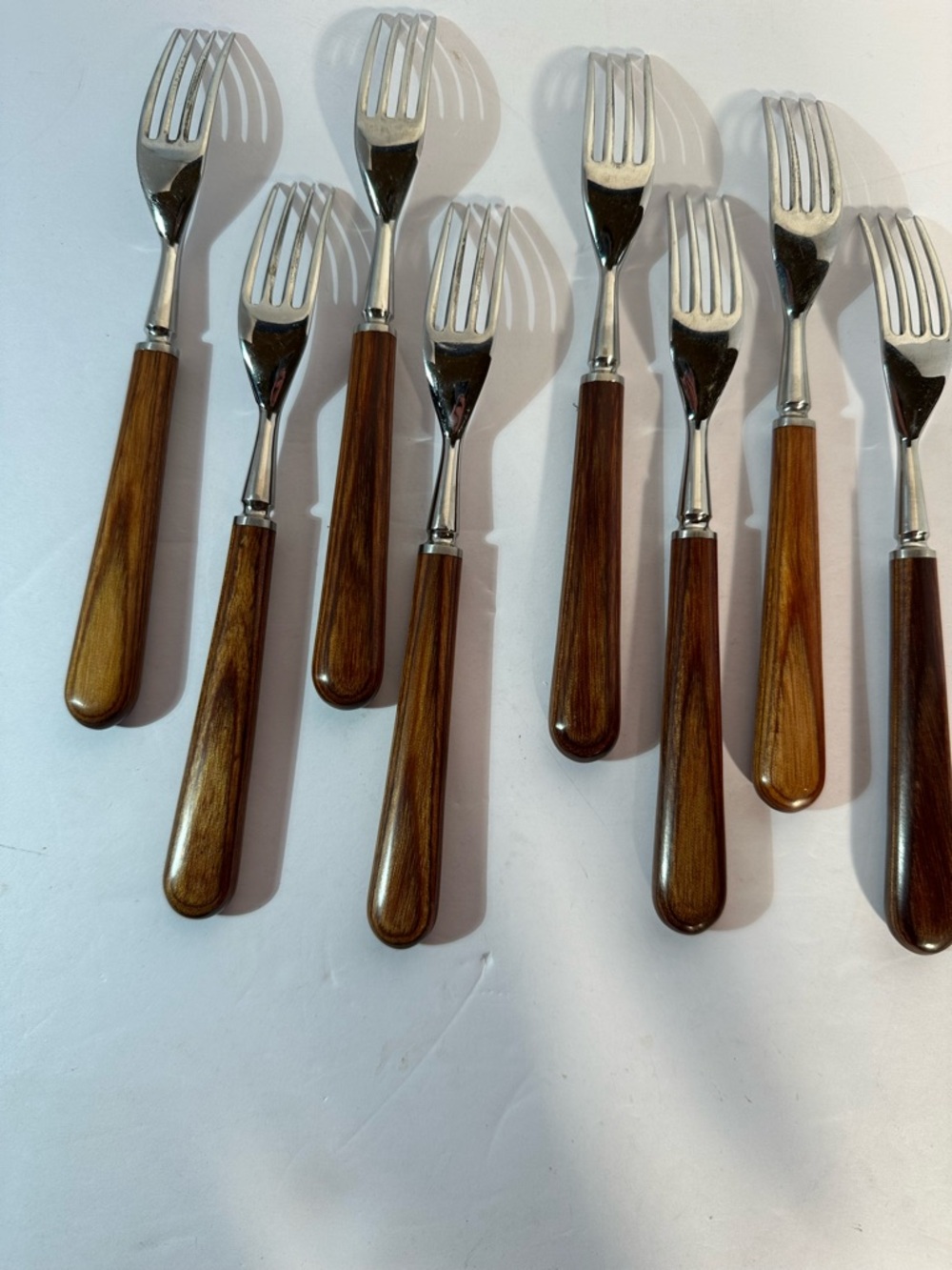 Vtg Robeson Cutlery Germany Stainless Dinner Forks Flatware Faux Wood Handle 8 - Picture 5 of 11